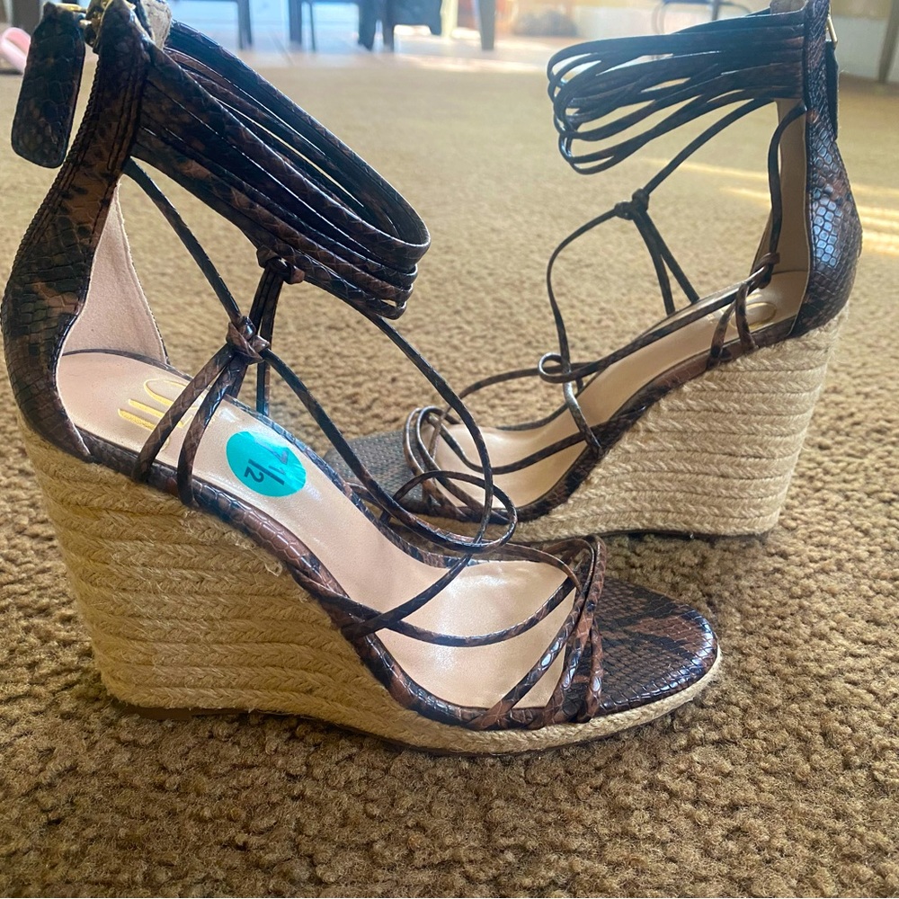 Jlo wedge heels
